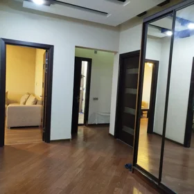 In Baku 110.0 m² apartment is for rent - Image 8