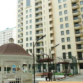 In Baku 212.0 m² apartment is for sale - Image 2