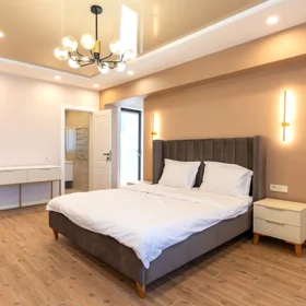 In Xəzər rayonu 370.0 m² house with 5.0 rooms is for rent - Image 9