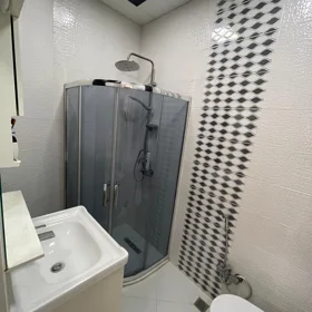 In Baku 75.0 m² apartment is for sale - Image 10