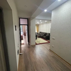 In Baku 64.0 m² apartment is for rent - Image 4