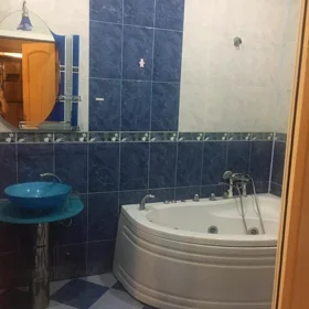 In Baku 105.0 m² apartment is for rent - Image 9