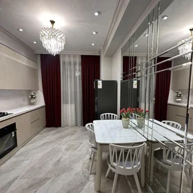 In Baku 155.0 m² apartment is for sale - Image 5