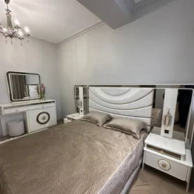 In Baku 155.0 m² apartment is for sale - Image 8