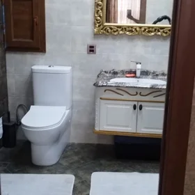 In Baku 147.0 m² apartment is for sale - Image 7