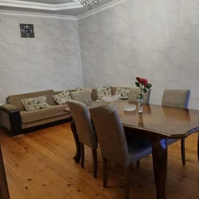 In Baku 60.0 m² apartment is for rent - Image 2