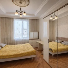 In Baku 105.0 m² apartment is for sale - Image 4