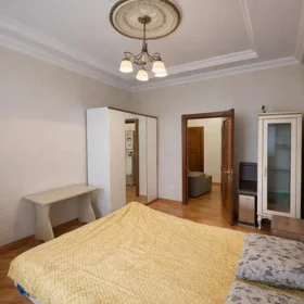 In Baku 105.0 m² apartment is for sale - Image 5