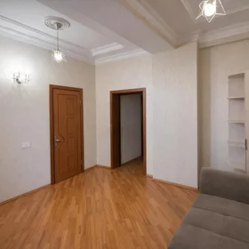 In Baku 105.0 m² apartment is for sale - Image 7
