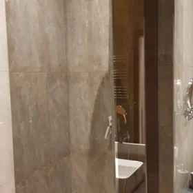 Sabunçu rayonu-da 85.0 m2 mənzil kirayə verilir - Şəkil 2
