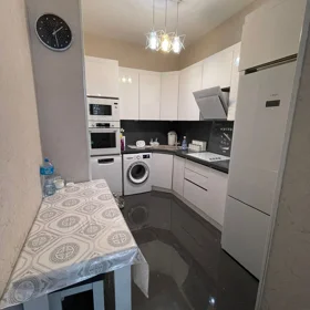 Baku-da 95.0 m2 mənzil kirayə verilir - Şəkil 2
