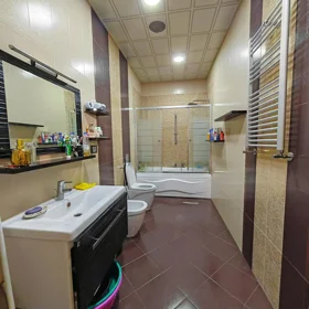 Baku-da 150.0 m2 mənzil kirayə verilir - Şəkil 9