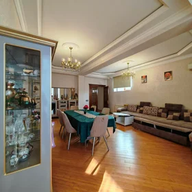 Baku-da 150.0 m2 mənzil kirayə verilir - Şəkil 10