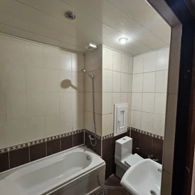In Baku 50.0 m² apartment is for rent - Image 3