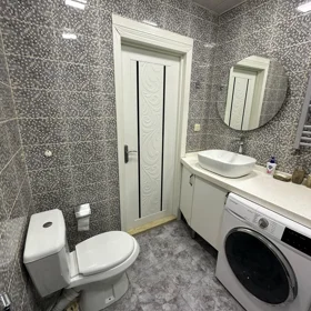 In Səbail rayonu 90.0 m² apartment is for rent - Image 9