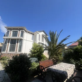 In nan 350.0 m² house with 6.0 rooms is for sale - Image 3