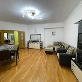 In Baku 120.0 m² apartment is for rent - Image 3