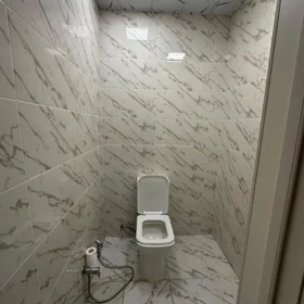 In Baku 100.0 m² apartment is for rent - Image 9