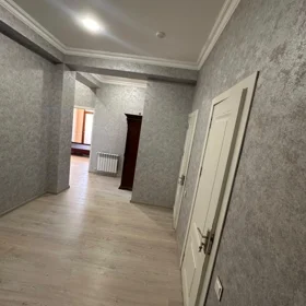 In Baku 100.0 m² apartment is for rent - Image 10