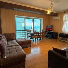 In Baku 150.0 m² apartment is for rent - Image 3