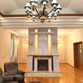 In Baku 600.0 m² house with 8.0 rooms is for sale - Image 9
