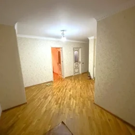 In Baku 106.0 m² apartment is for sale - Image 5