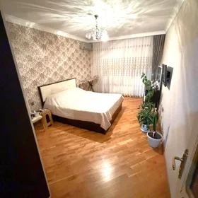 In Baku 106.0 m² apartment is for sale - Image 8
