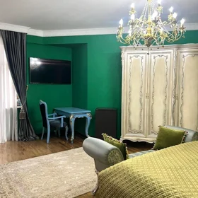 In Baku 180.0 m² apartment is for sale - Image 2