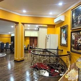 In Baku 180.0 m² apartment is for sale - Image 6