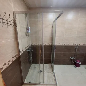 In Baku 90.0 m² apartment is for rent - Image 6