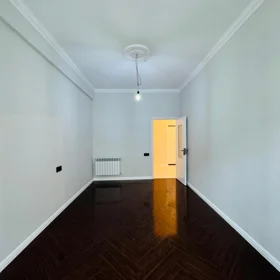 In Baku 58.0 m² apartment is for sale - Image 4
