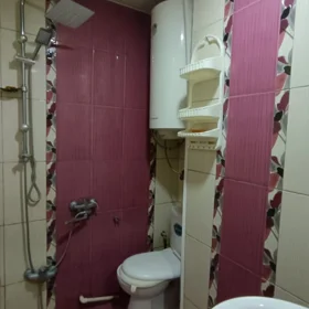In Khirdalan 70.0 m² apartment is for rent - Image 9