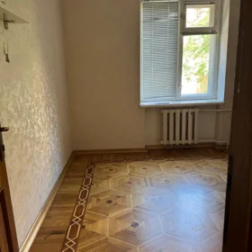 In Baku 80.0 m² apartment is for rent - Image 4