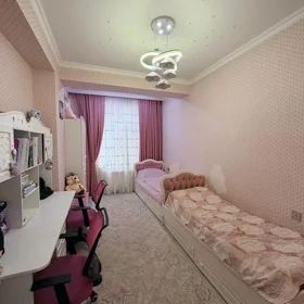 In Khirdalan 75.0 m² apartment is for sale - Image 4