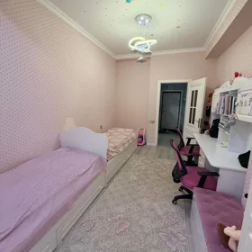 In Khirdalan 75.0 m² apartment is for sale - Image 6