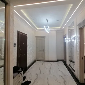 In Baku 99.0 m² apartment is for sale - Image 2