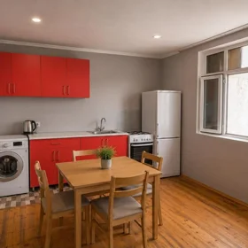 In nan 100.0 m² house with 5.0 rooms is for rent - Image 8