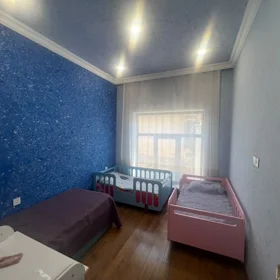 In nan 150.0 m² house with 4.0 rooms is for sale - Image 5