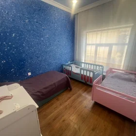 In nan 150.0 m² house with 4.0 rooms is for sale - Image 6