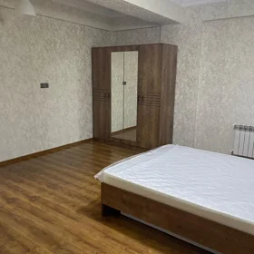 In Baku 150.0 m² apartment is for rent - Image 4