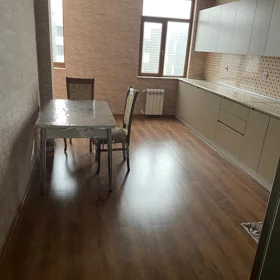 In Baku 150.0 m² apartment is for rent - Image 8