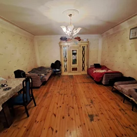 In Baku 55.0 m² house with 2.0 rooms is for rent - Image 3