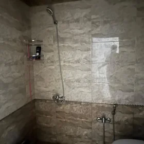 In Khirdalan 83.0 m² apartment is for sale - Image 7
