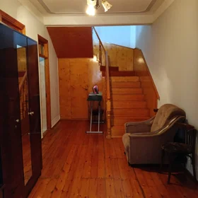In Baku 200.0 m² house with 5.0 rooms is for sale - Image 8