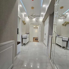 In Baku 121.0 m² apartment is for sale - Image 2