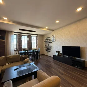 In Baku 123.0 m² apartment is for sale - Image 3