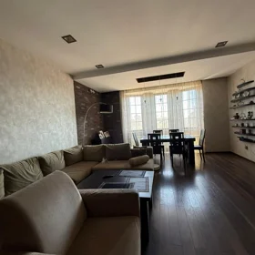 In Baku 123.0 m² apartment is for sale - Image 6