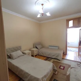 In Baku 74.0 m² apartment is for rent - Image 4