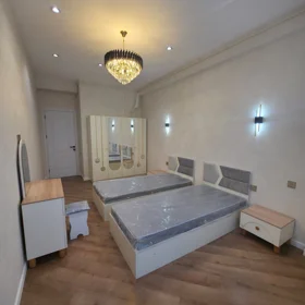 In Baku 110.0 m² apartment is for rent - Image 8