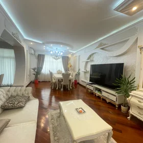 In Səbail rayonu 172.0 m² apartment is for sale - Image 2